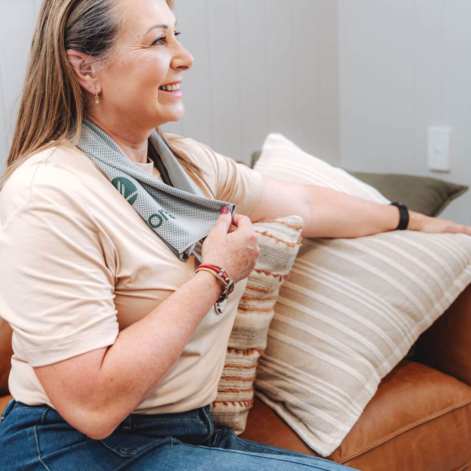 Lyvora MenoChill™ Cooling Towel