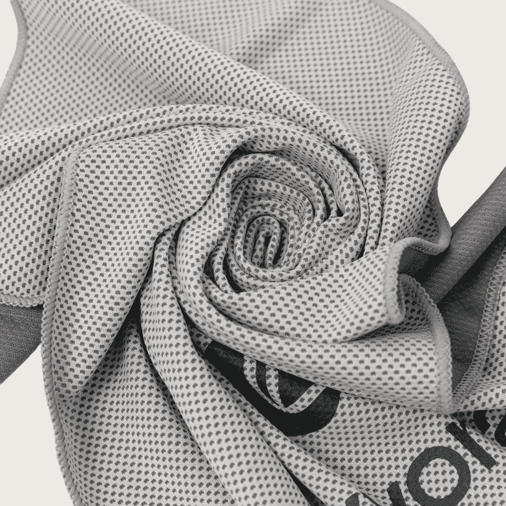 Lyvora MenoChill™ Cooling Towel