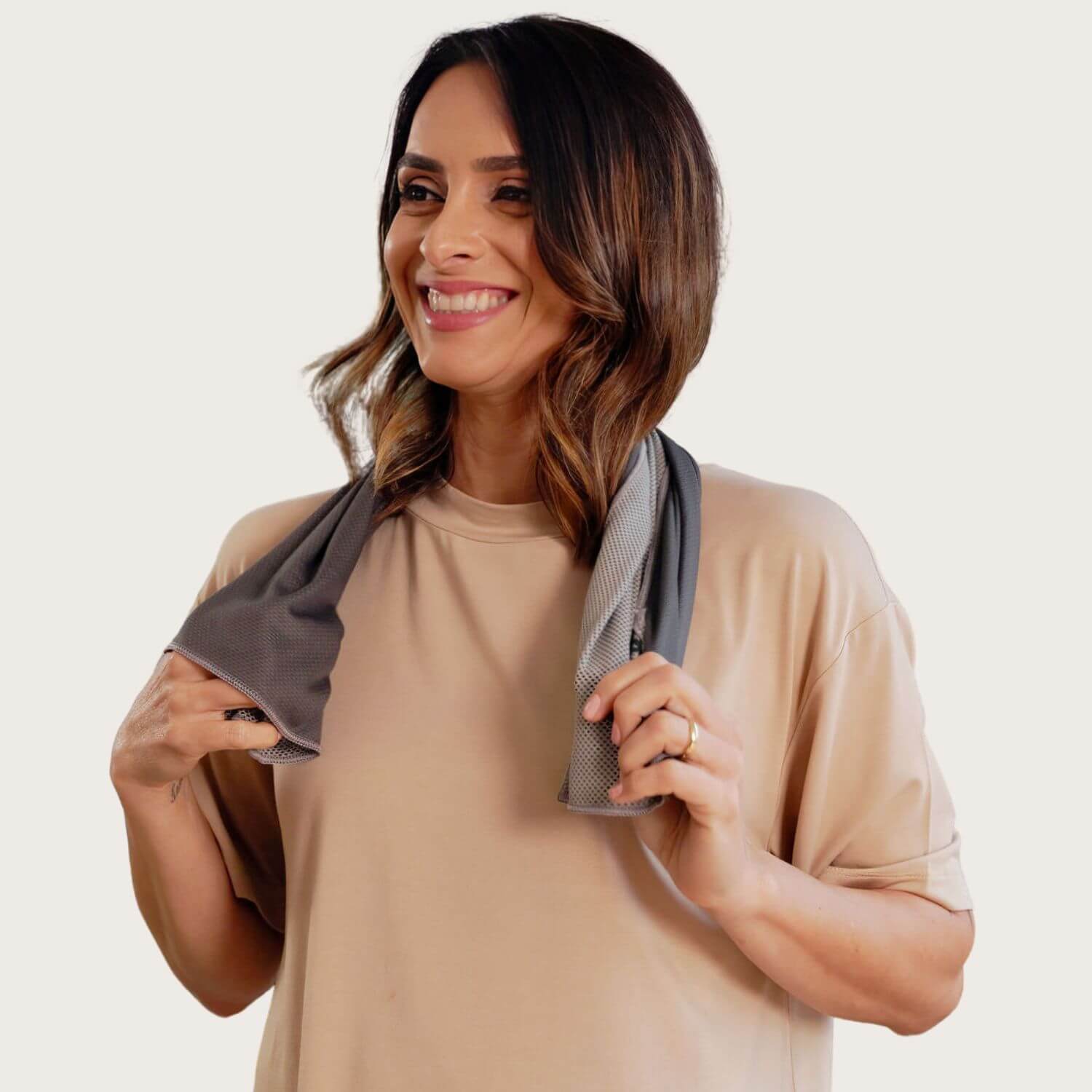 Lyvora MenoChill™ Cooling Towel